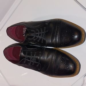 Mario Lopez dress shoes